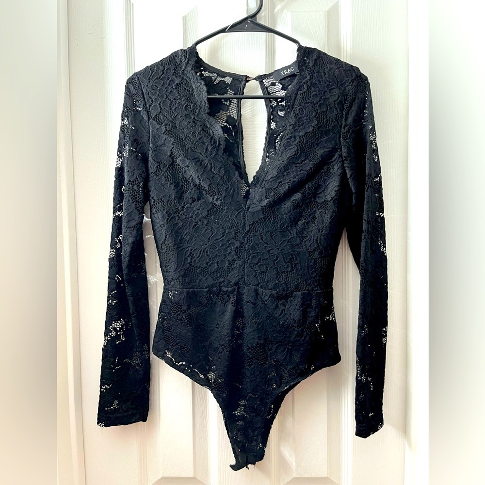 Lacy Blake body suit🖤🖤